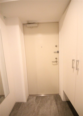 【玄関】 | ラシーヌ瓦屋町