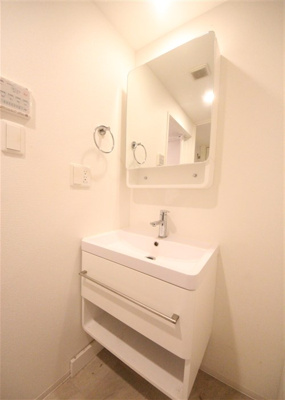 【洗面所】 | ラシーヌ瓦屋町