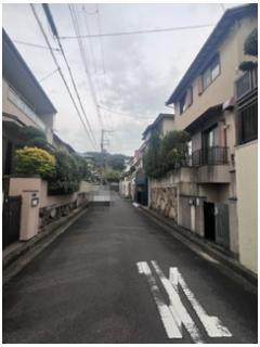 売土地　四條畷市岡山東5丁目の前面道路含む現地写真