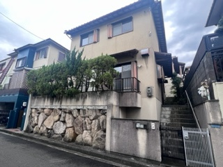 売土地　四條畷市岡山東5丁目の前面道路含む現地写真