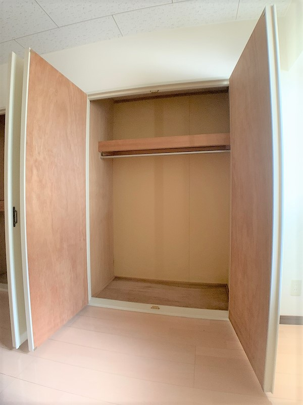 第６甚ビルの収納