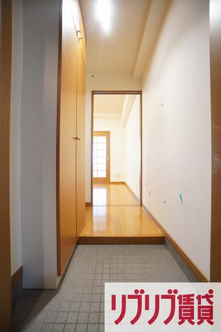 オーキッドレジデンス千葉中央の玄関