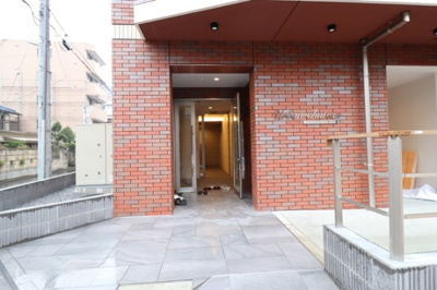 【エントランス】 | アーバンシャトー千葉中央 | エントランス
