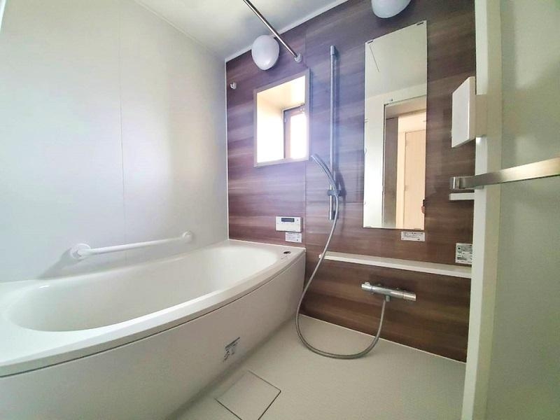 ポレスター南川添の浴室