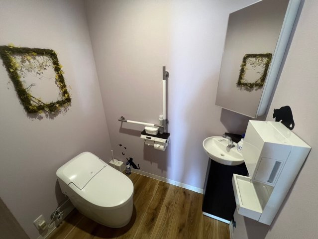 半城土中町店舗事務所のトイレ