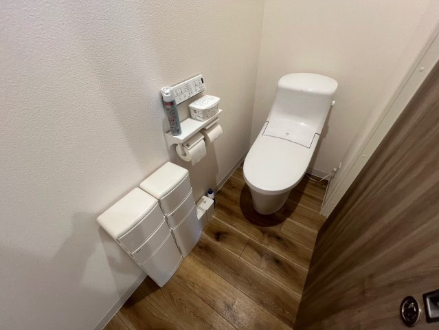 半城土中町店舗事務所のトイレ