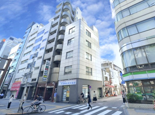 石川ビルの外観