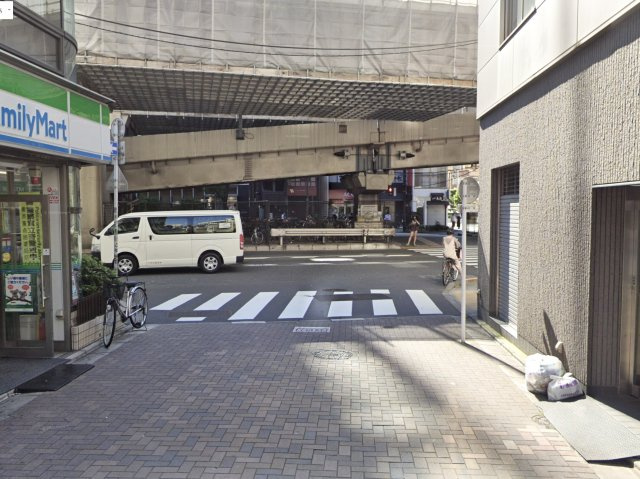 石川ビルの周辺
