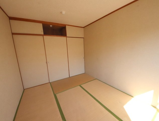 ニュー芝ハイツの和室