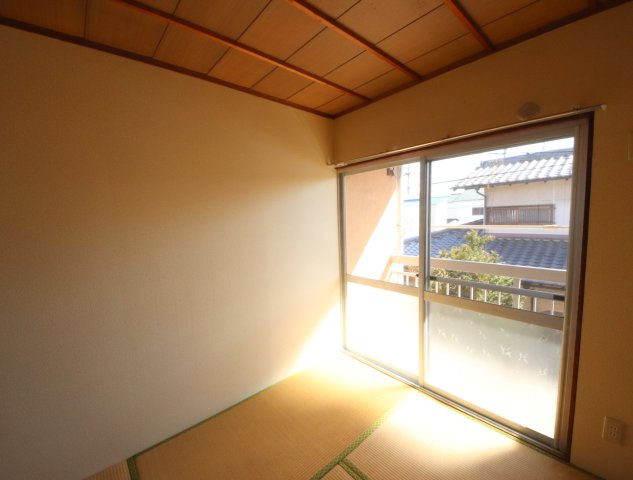 ニュー芝ハイツの和室