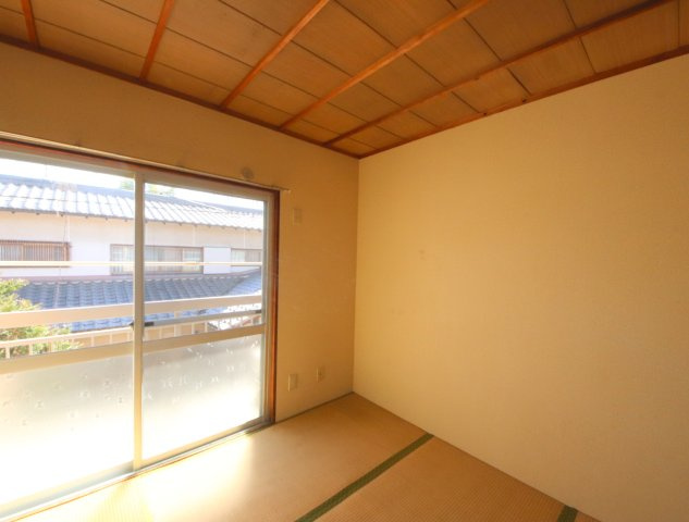 ニュー芝ハイツの和室