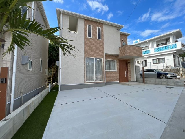 Heartful Town Okinawa　A号棟の駐車場