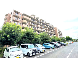 【駐車場】 | 駐車場は敷地内と敷地外にあります！