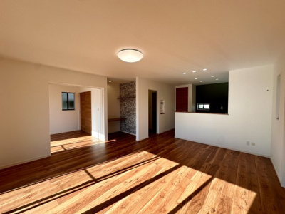 【居間・リビング】