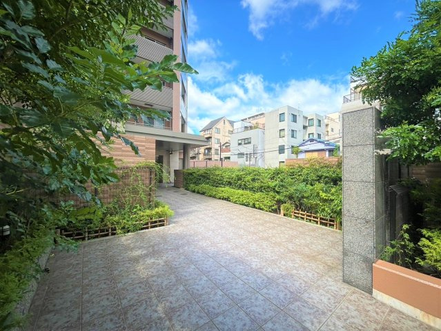 BELISTA住吉のエントランス