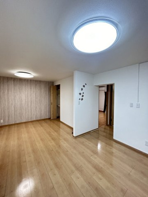 【居間・リビング】 | 津久野台ファミリーマンション1号棟