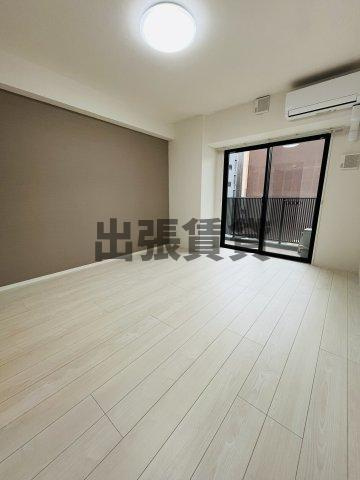 仲介手数料0円！カメリア丸の内の居間・リビング