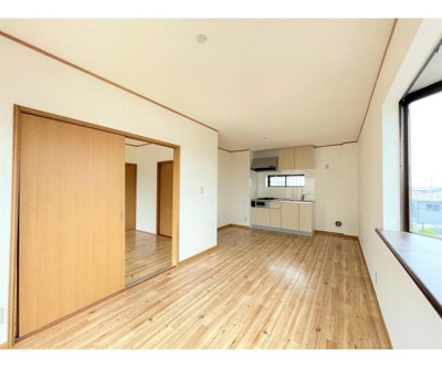 【居間・リビング】 | エステートピア星野