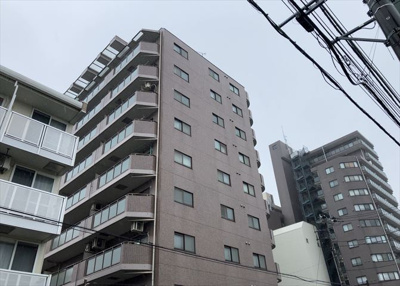 【構造・工法・仕様】 | ロイヤルステージ淵野辺 | ＲＣ造、Reinforced Concreteは直訳すると補強されたコンクリートです。主に柱や梁・床・壁が鉄筋とコンクリートで構成おり、鉄筋を組んだ型枠にコンクリートを流し込んで固めたものを指します。