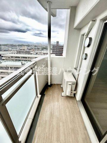 セレニテ江坂アリアのバルコニー