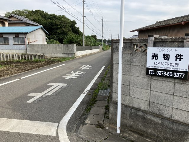 【前面道路含む現地写真】 | 売地：邑楽町篠塚町 | 北側道路