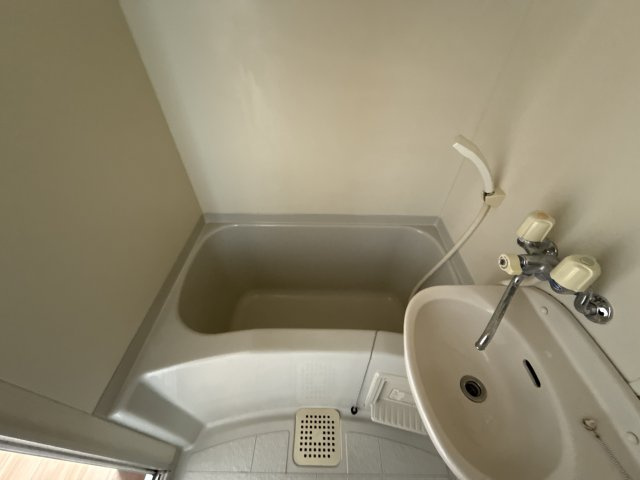 ナイスワン広畑の浴室