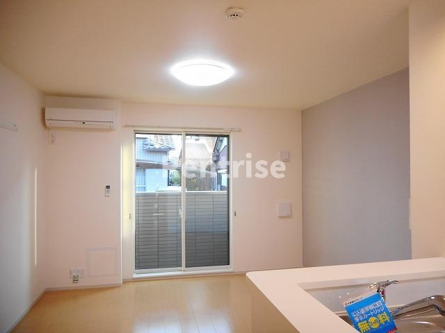 エスポワール稲葉の居間・リビング|居室・リビング