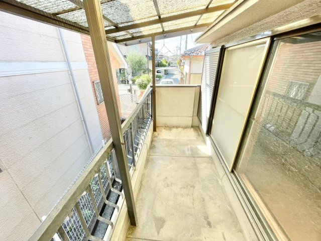 寝屋川市太秦東が丘　中古一戸建てのバルコニー|陽当たり良好なバルコニーです