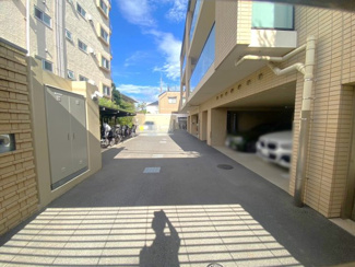 【駐車場】 | 2024年10月7日撮影