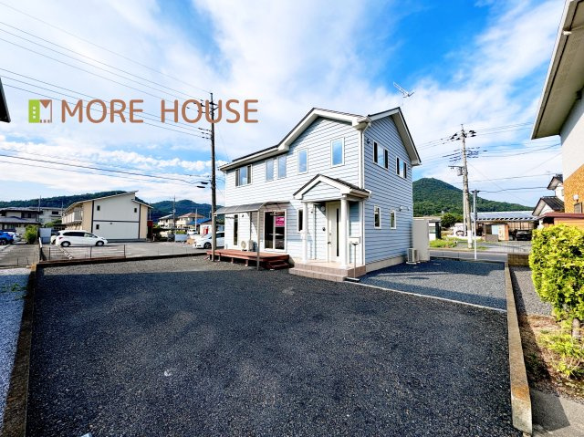 足利市毛野新町　中古住宅の外観