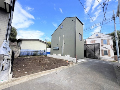 【外観】 | 【梅ヶ丘駅９分の新築戸建て6,780万円】■仲介手数料50万円ＯＦＦ！