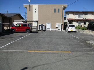 apartment 大字高屋字西浦