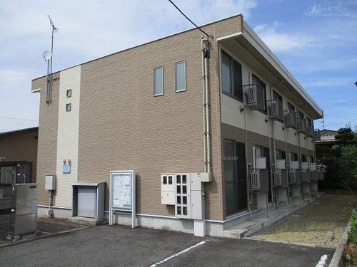 apartment 大字高屋 字西浦２９－２