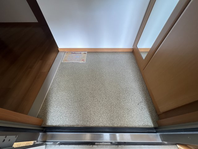 エクレールＣ棟の玄関