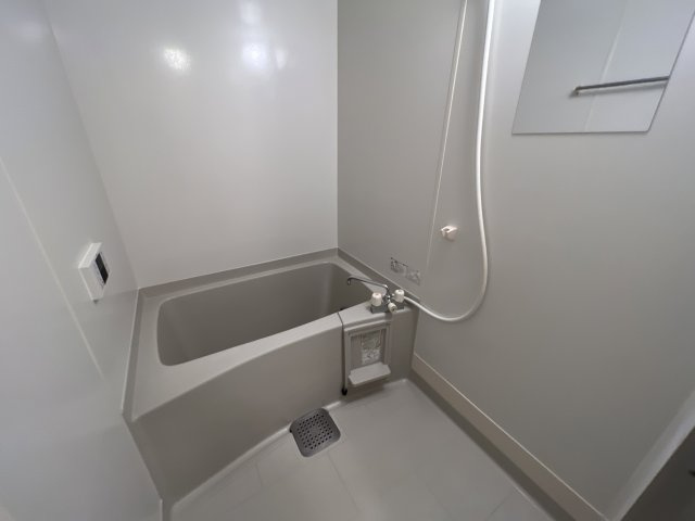 エクレールＣ棟の浴室
