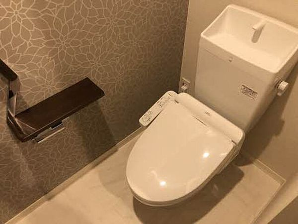 熊本市中央区水前寺４丁目のアパートのトイレ