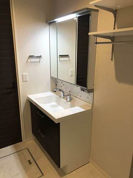 熊本市中央区水前寺４丁目のアパートの独立洗面台