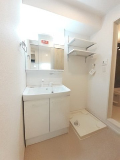 【洗面所】 | ラッフィーナＮ | ゆったりとスペースのある洗面所