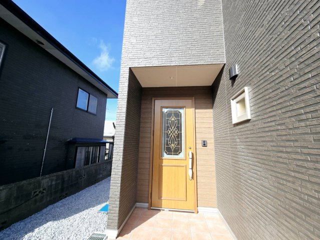 八戸市大字白銀町字白浜道の玄関