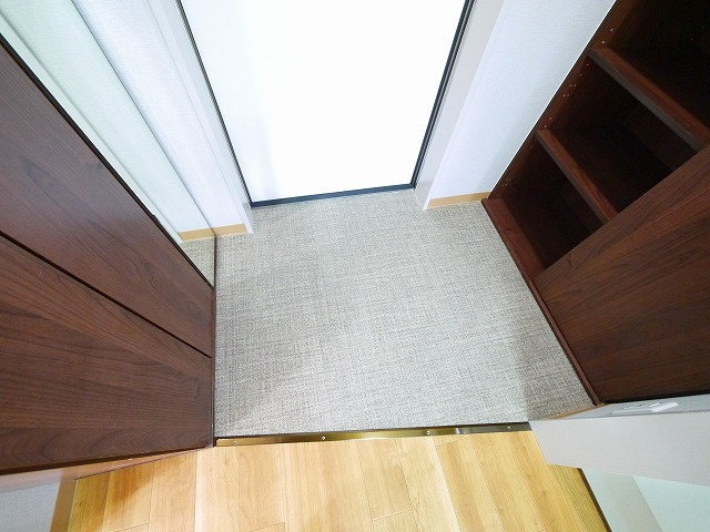 ニシダコーポ　西ノ京の玄関