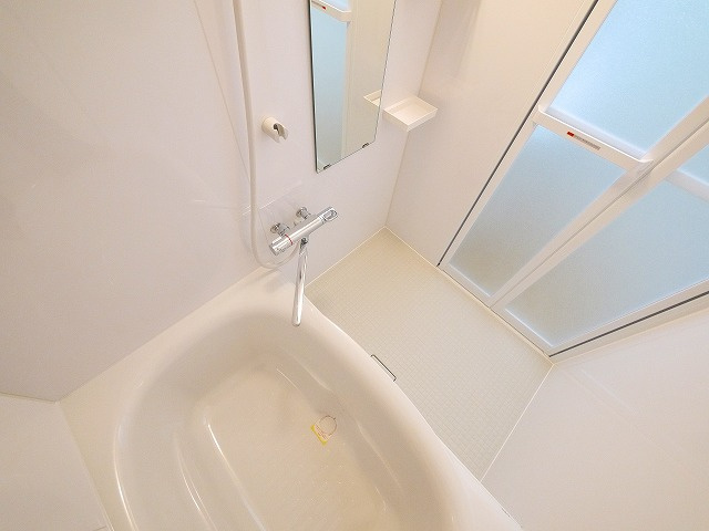 ニシダコーポ　西ノ京の浴室