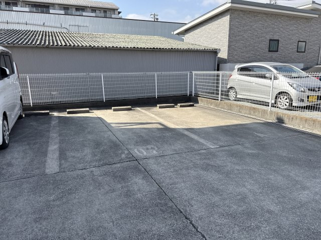 フォレストの駐車場