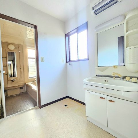 下佐野町700-10の独立洗面台