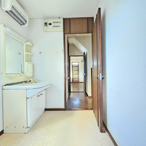 下佐野町700-10の独立洗面台