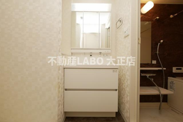 Gioia Nambaの独立洗面台