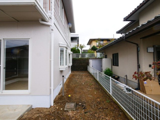 【外観】 | 建物東側