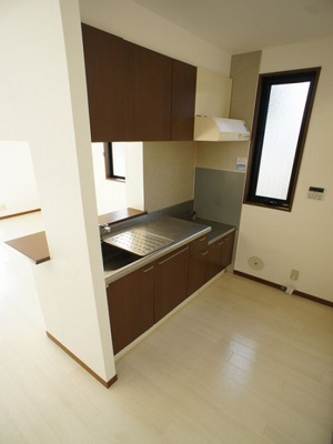 【キッチン】 | ラフォーレ・ファインA | 対面キッチンで開放感があります♪