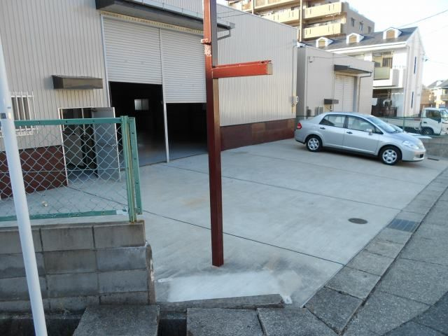 植田東１丁目倉庫の外観
