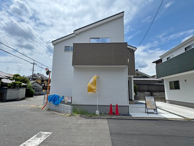 南区久世大築町のおうち　4号地の外観|毎日のお買い物は歩いて約7分のスーパーマツモトがおすすめです。