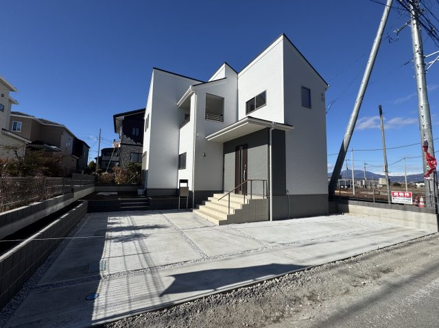 新築　北群馬郡吉岡町大久保第8　Livele Garden.S　１号棟の駐車場|現地写真　駐車スペースは2台分可能です！					
